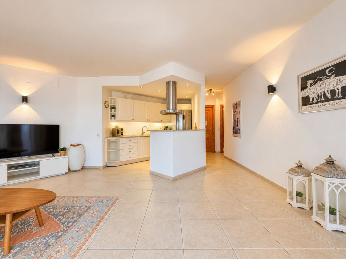 2 bedroom Apartment in Fuengirola in Fuengirola - foto 3