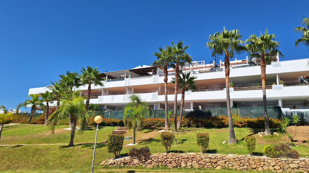 2 bedroom Apartment in Casares Playa in Casares Playa - foto 2