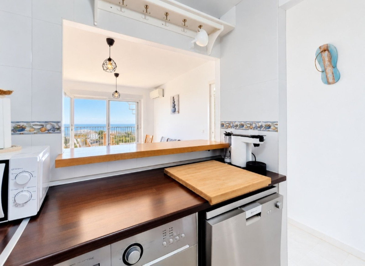 2 bedroom Apartment in Casares Playa in Casares Playa - foto 14