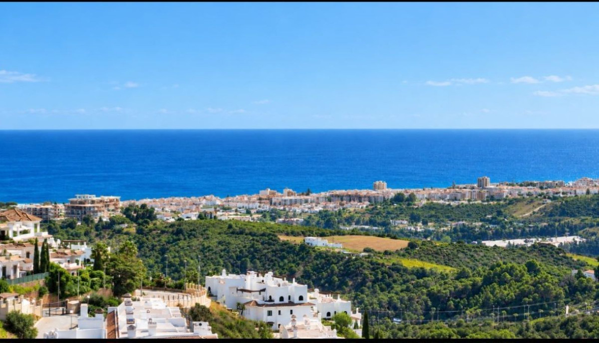 2 bedroom Apartment in Casares Playa in Casares Playa - foto 3