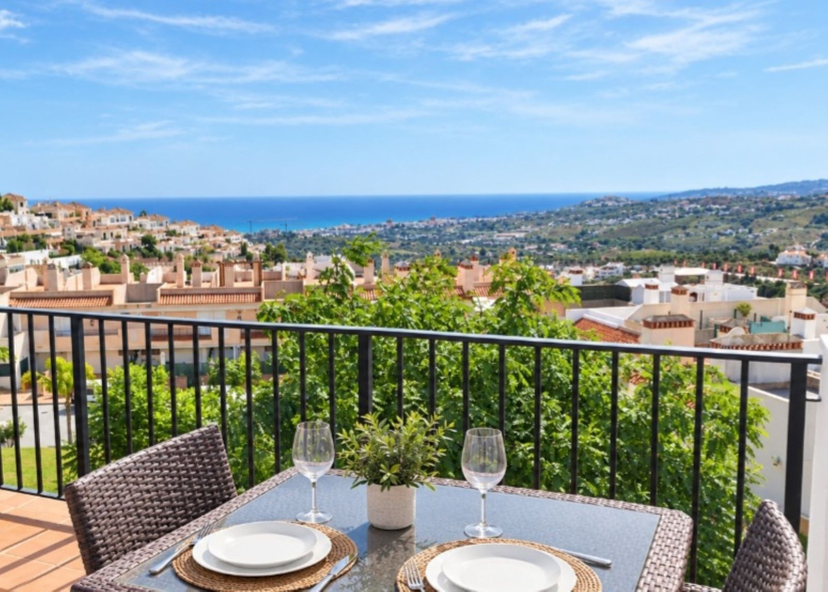 2 bedroom Apartment in Casares Playa in Casares Playa - foto 4