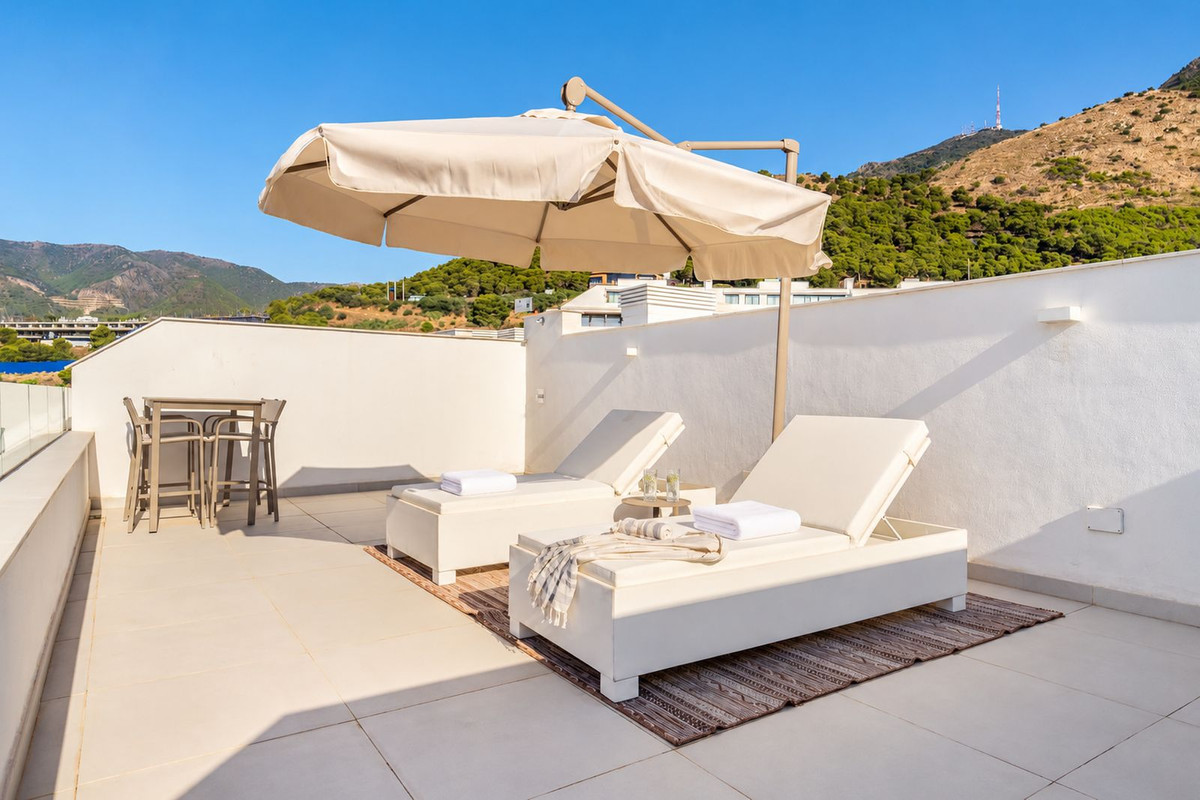 2 bedroom Apartment in Fuengirola in Fuengirola - foto 12