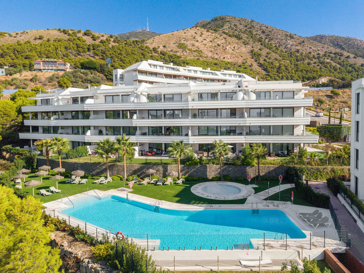 2 bedroom Apartment in Fuengirola in Fuengirola - foto 3