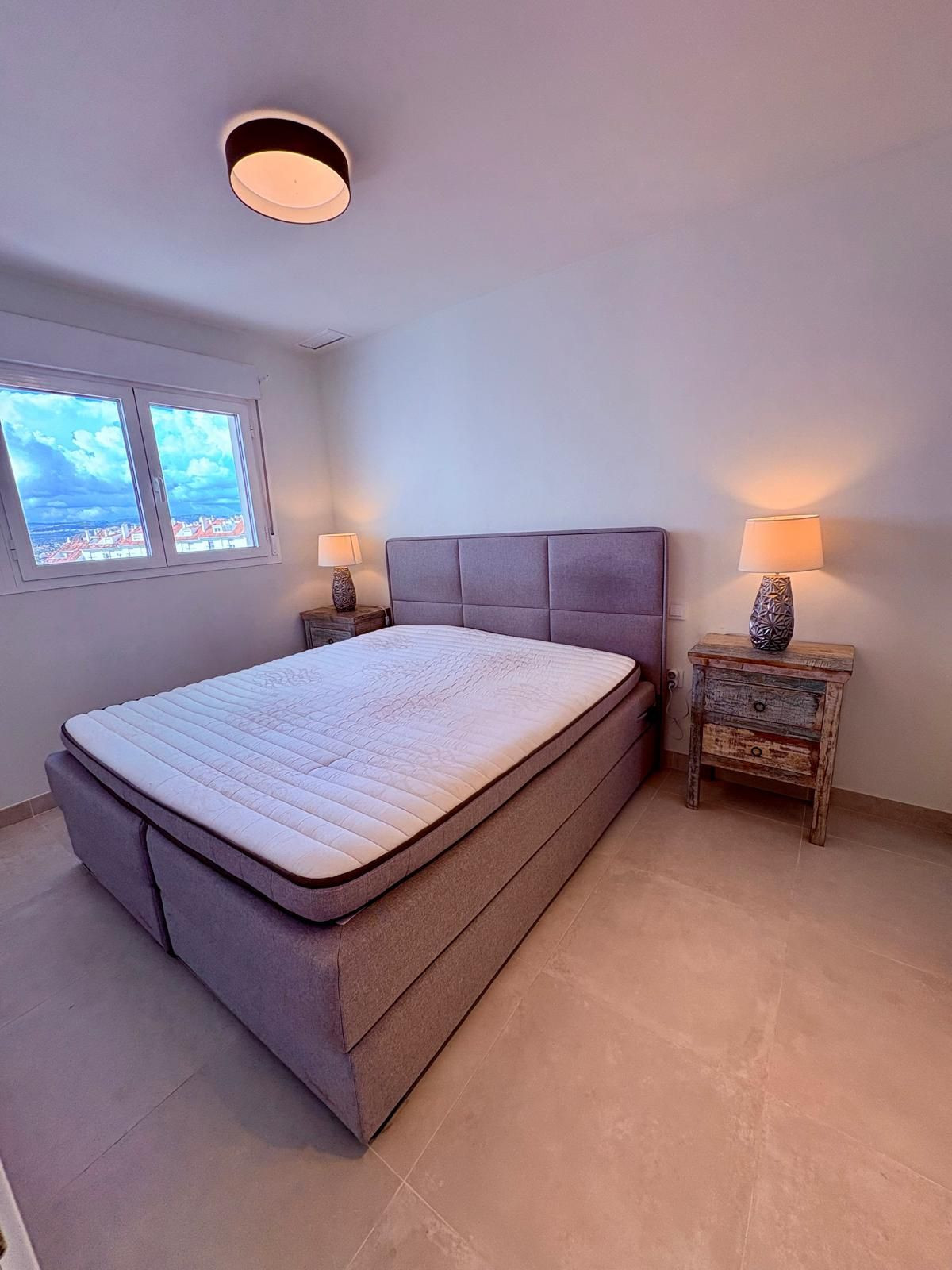 Penthouse met panoramisch zeezicht in Las Mesas, Estepona in Estepona - foto 11