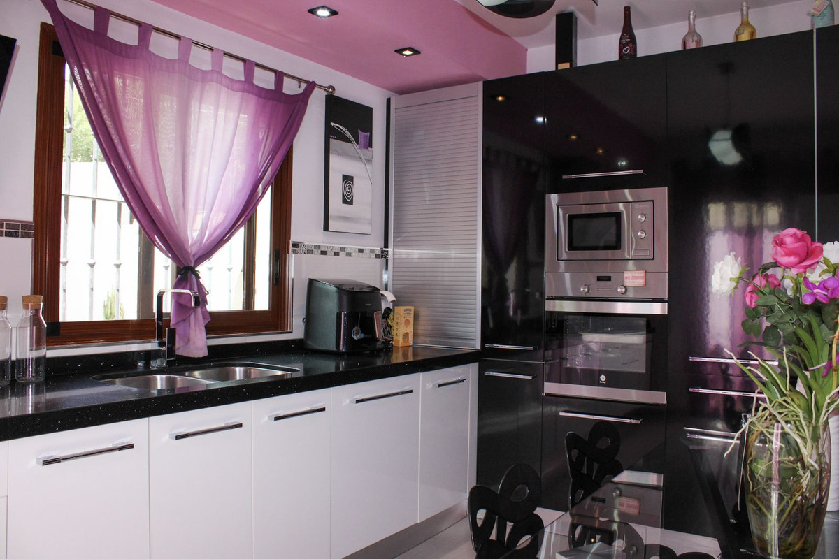 4 bedroom House in Nerja in Nerja - foto 15