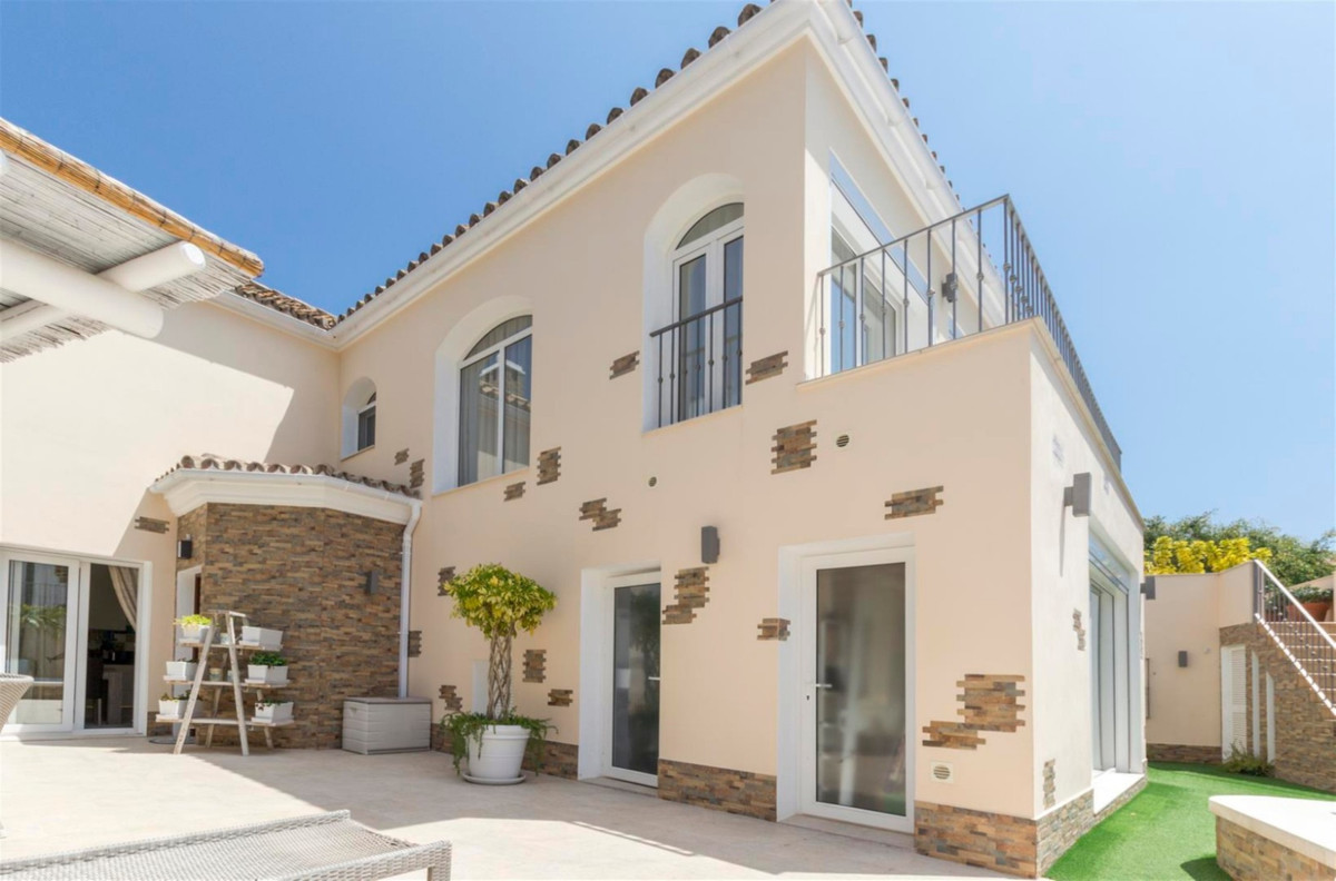Villa met 4 slaapkamers nabij het strand in San Pedro de Alcántara in San Pedro de Alcántara - foto 2