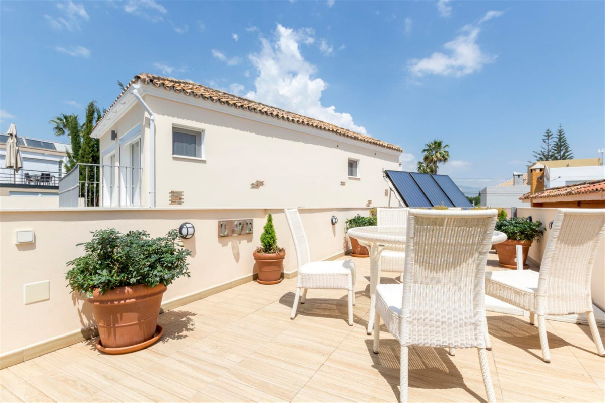 Villa met 4 slaapkamers nabij het strand in San Pedro de Alcántara in San Pedro de Alcántara - foto 9