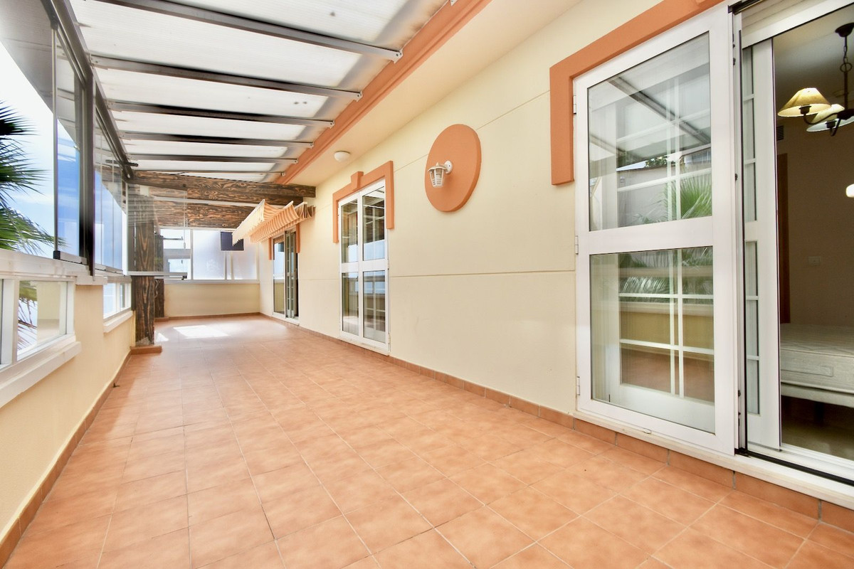 2 bedroom Apartment in Benalmadena in Benalmadena - foto 4