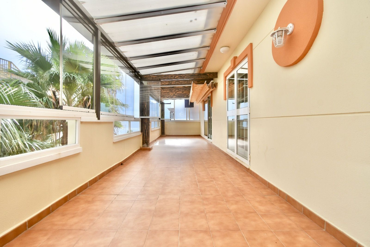 2 bedroom Apartment in Benalmadena in Benalmadena - foto 5