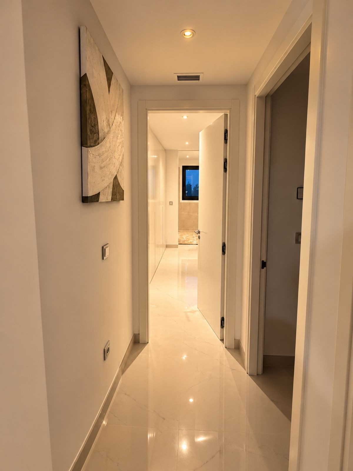 3 bedroom Apartment in Estepona in Estepona - foto 6