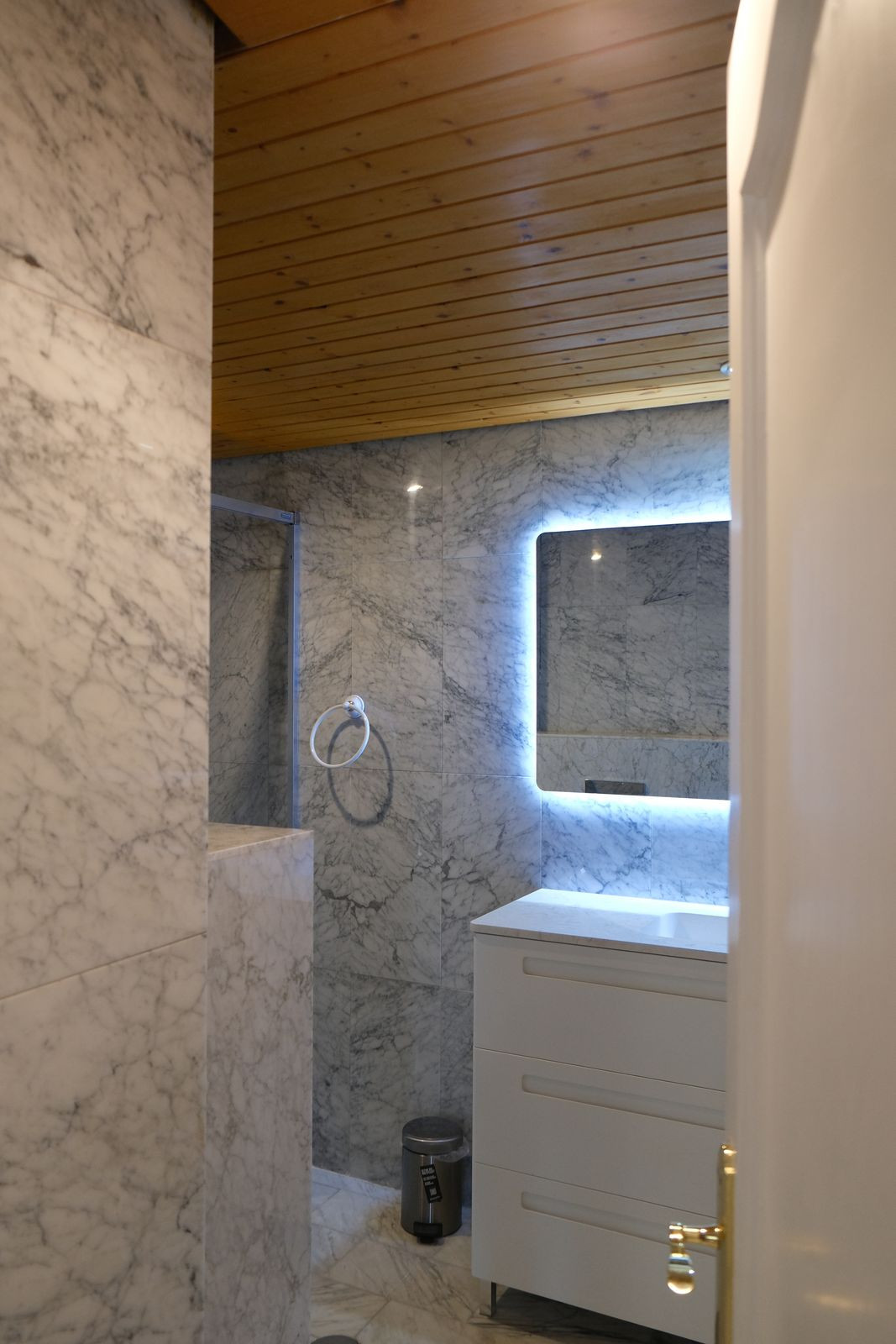 Drie-slaapkamerappartement aan Marbella’s promenade met zeezicht in Marbella - foto 15