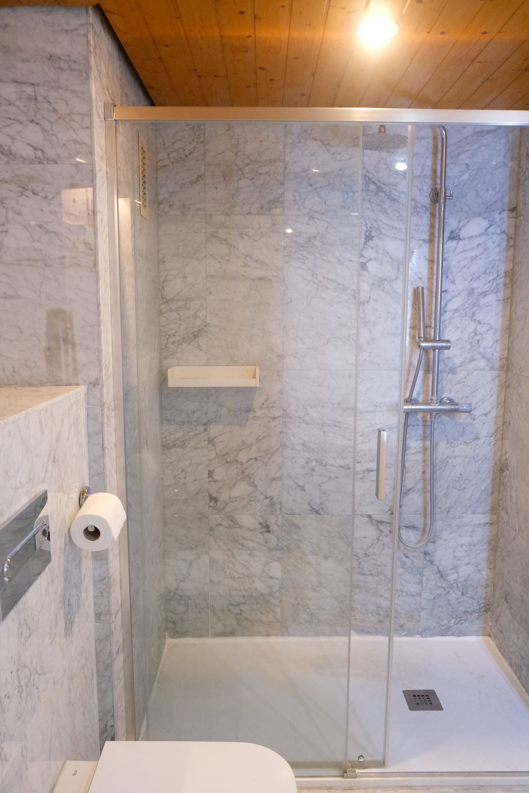 Drie-slaapkamerappartement aan Marbella’s promenade met zeezicht in Marbella - foto 16