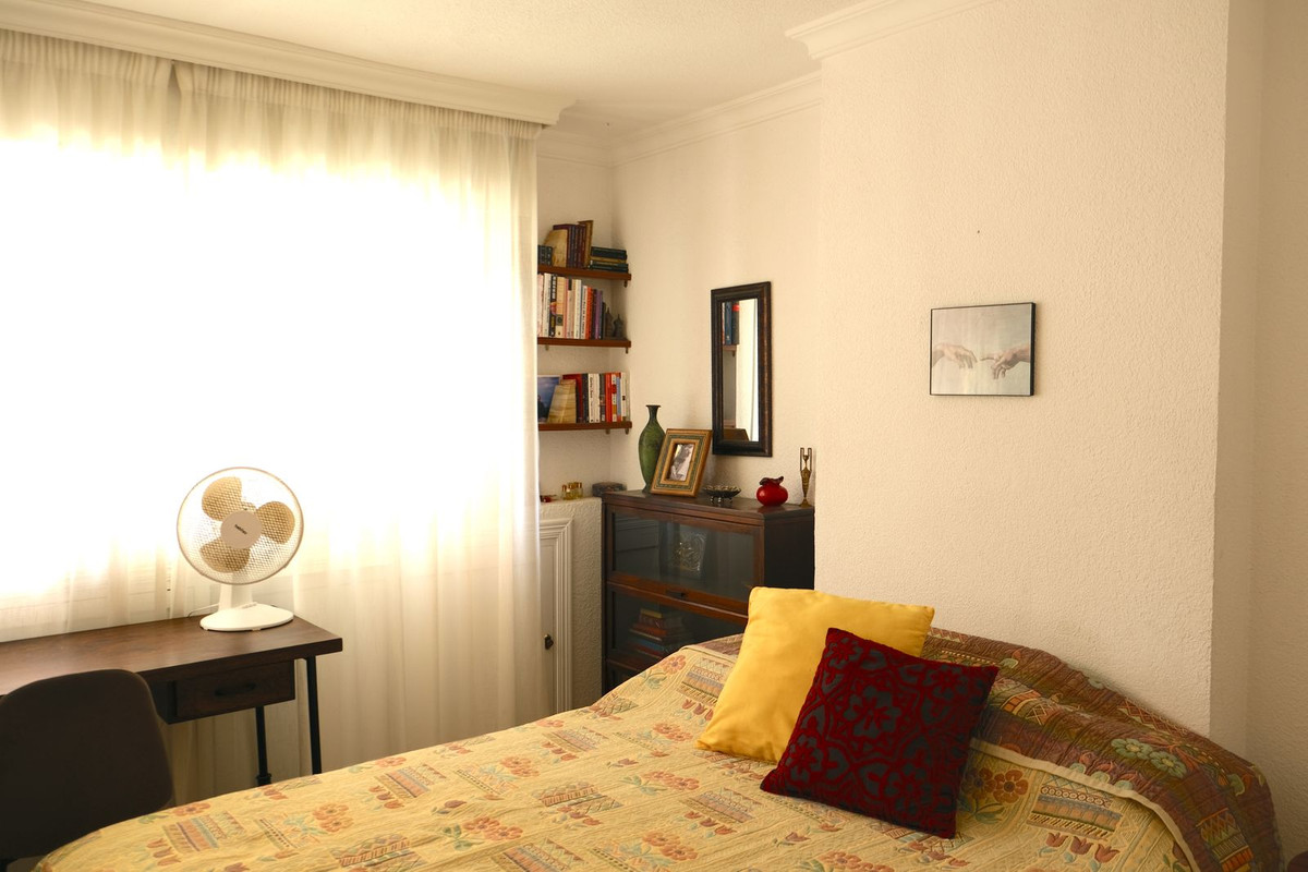 Drie-slaapkamerappartement aan Marbella’s promenade met zeezicht in Marbella - foto 19