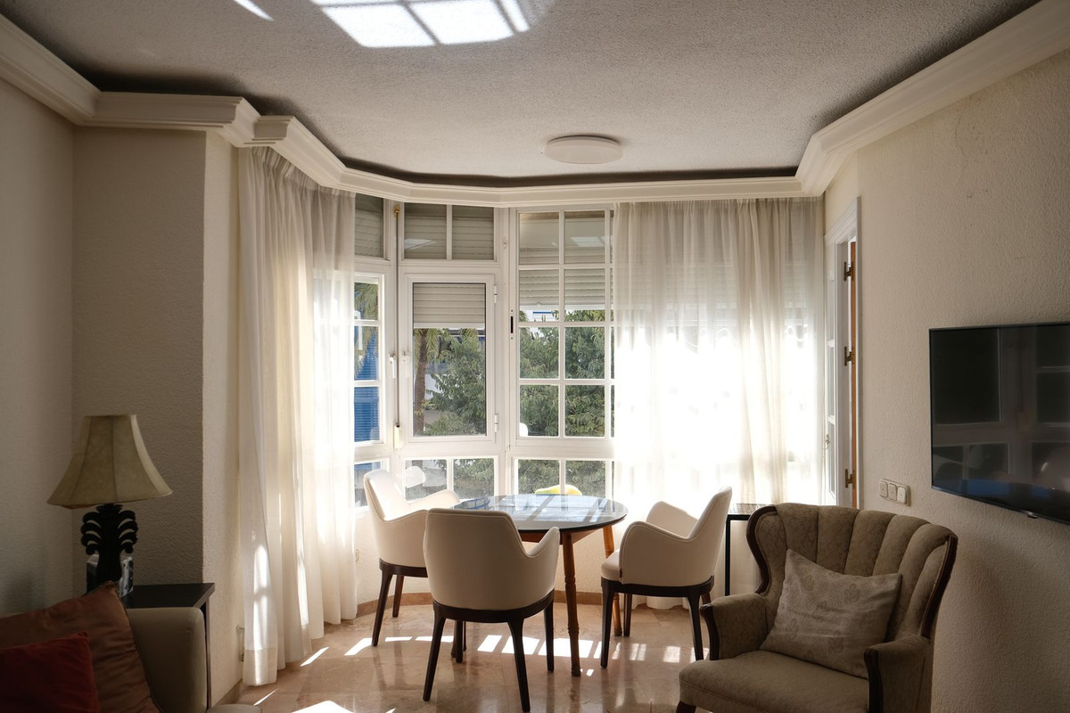 Drie-slaapkamerappartement aan Marbella’s promenade met zeezicht in Marbella - foto 6
