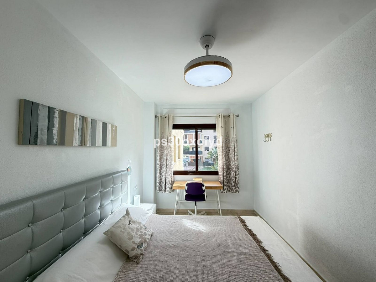Appartement op middelste verdieping met 2 slaapkamers in San Luis de Sabinillas in San Luis de Sabinillas - foto 3