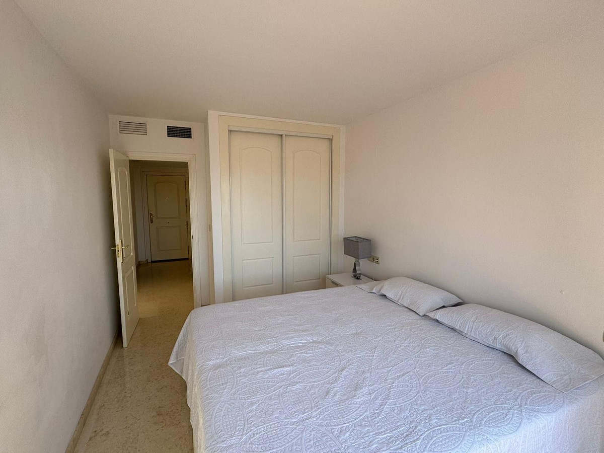 1 bedroom Apartment in Elviria in Elviria - foto 16