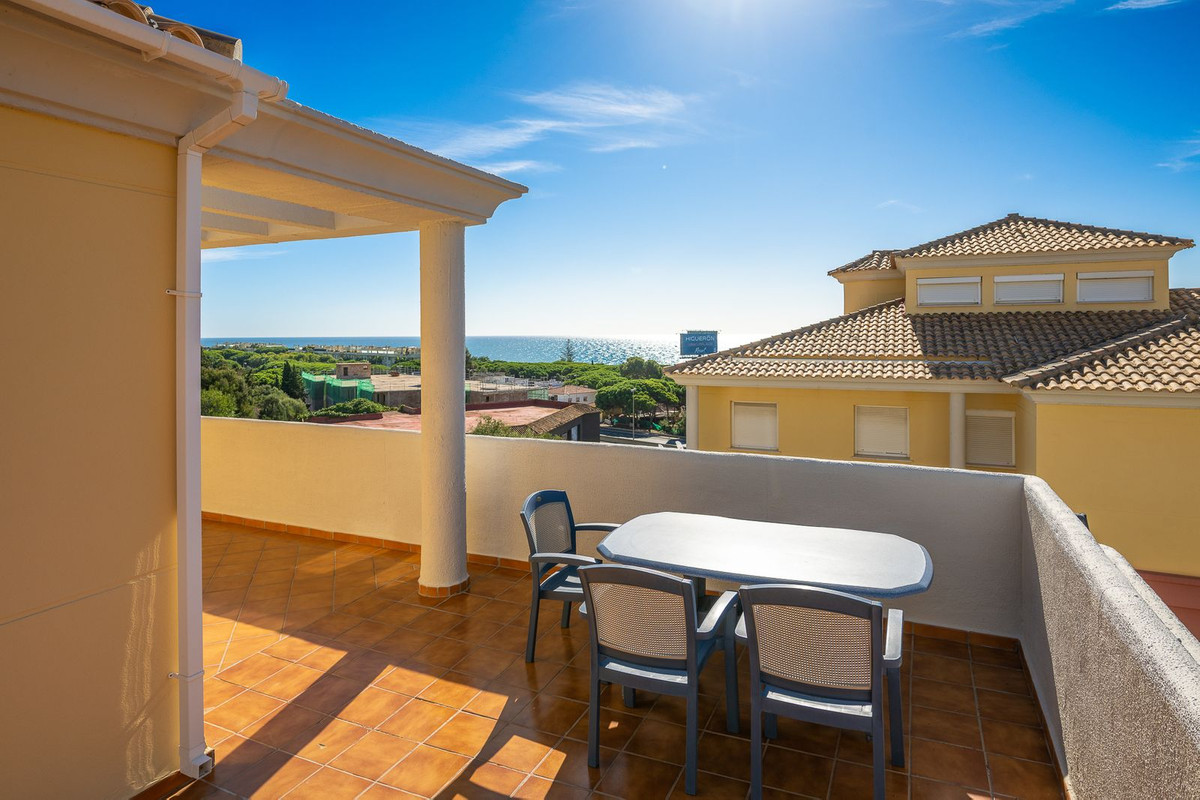 Prachtige penthouse met wrap-around terras en panoramisch zeezicht in Cabopino–Artola in Cabopino - foto 19