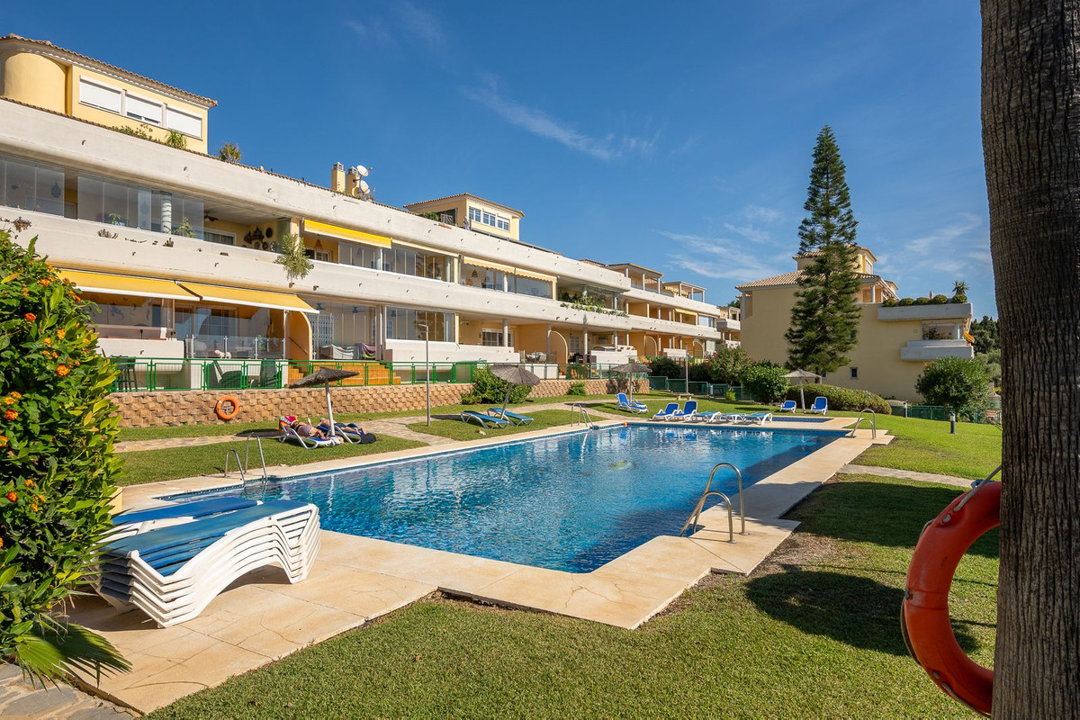 Prachtige penthouse met wrap-around terras en panoramisch zeezicht in Cabopino–Artola in Cabopino - foto 3