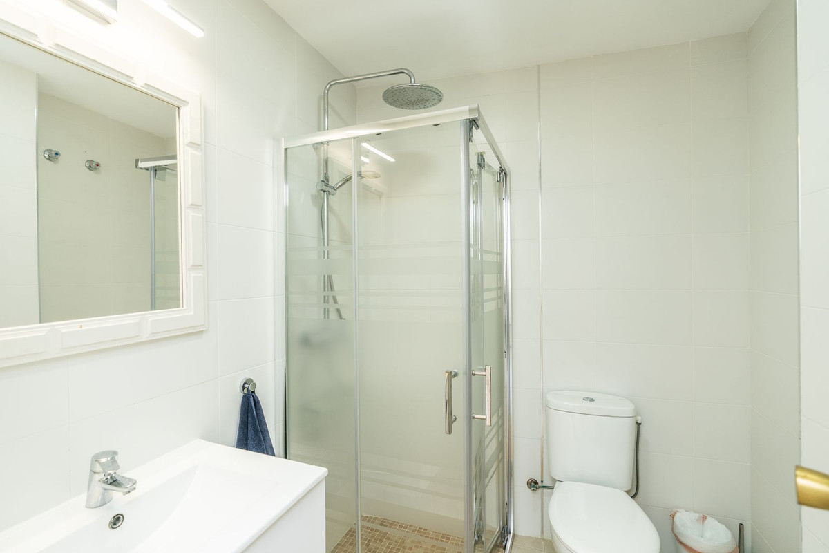 Appartement aan de jachthaven met 2 slaapkamers, Puerto Paraíso, Estepona in Estepona - foto 11
