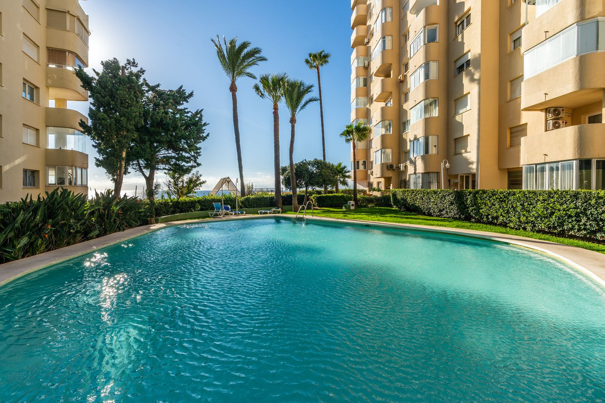 Appartement aan de jachthaven met 2 slaapkamers, Puerto Paraíso, Estepona in Estepona - foto 16