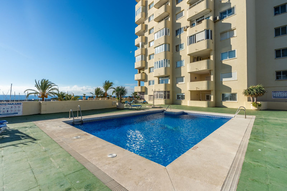 Appartement aan de jachthaven met 2 slaapkamers, Puerto Paraíso, Estepona in Estepona - foto 19