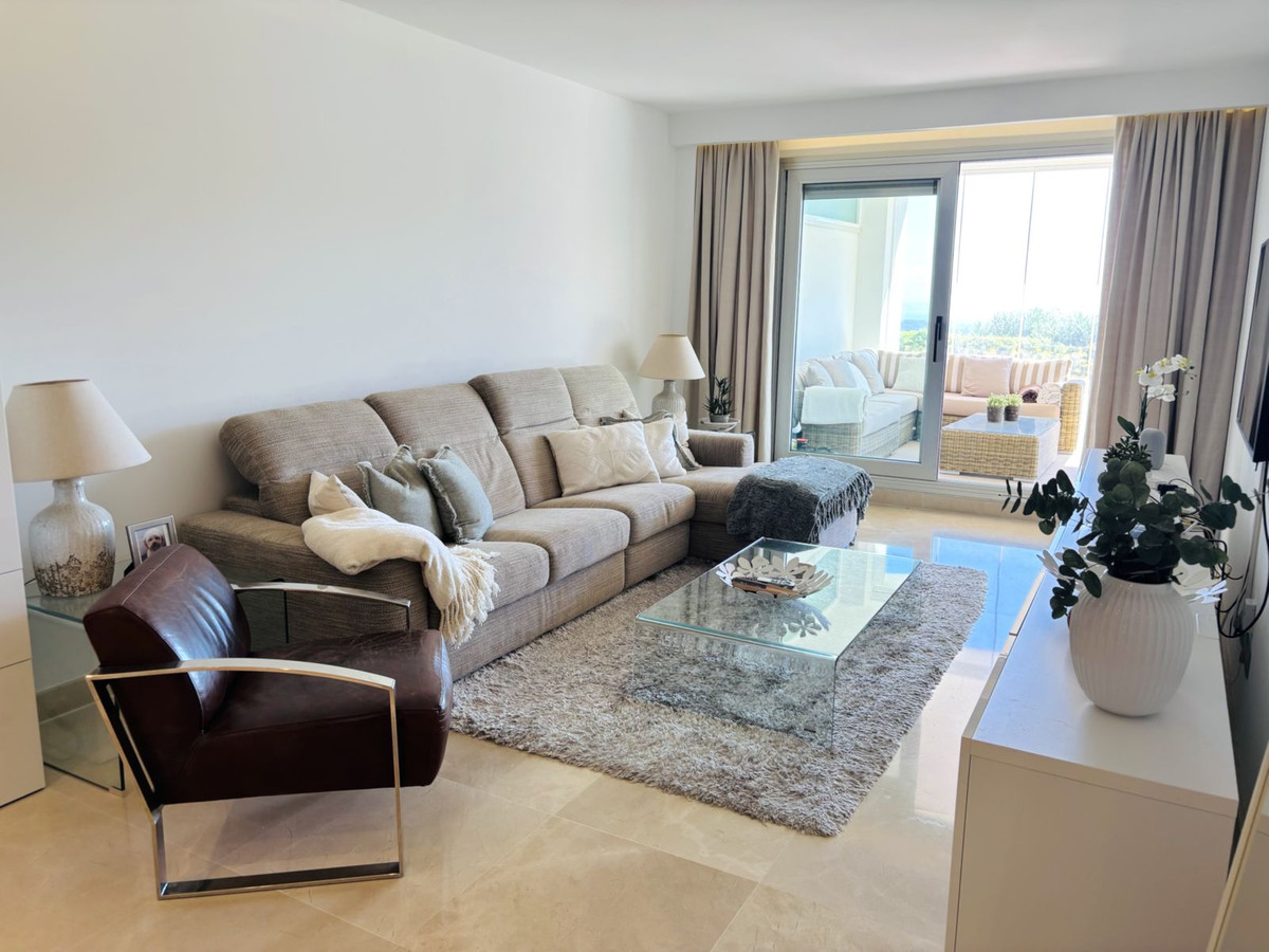 Elegant 3-slaapkamer hoek-tuinappartement met zee- en bergzichten in La Mairena in La Mairena - foto 2