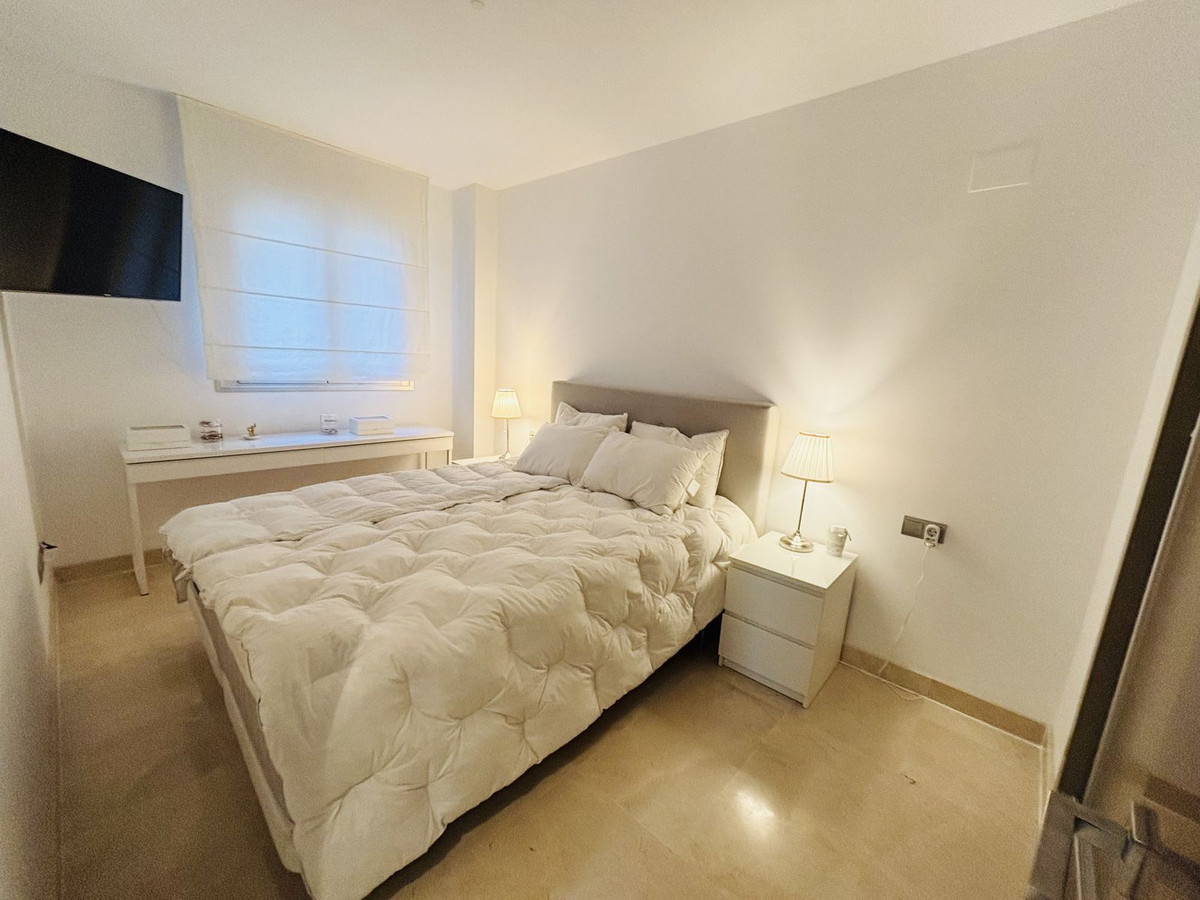 Elegant 3-slaapkamer hoek-tuinappartement met zee- en bergzichten in La Mairena in La Mairena - foto 16