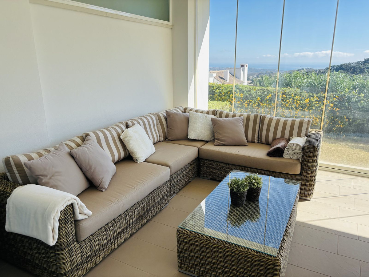 Elegant 3-slaapkamer hoek-tuinappartement met zee- en bergzichten in La Mairena in La Mairena - foto 4