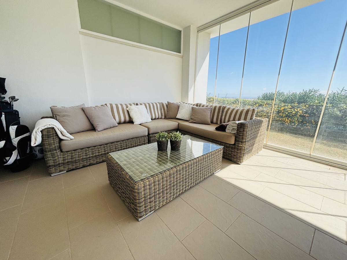 Elegant 3-slaapkamer hoek-tuinappartement met zee- en bergzichten in La Mairena in La Mairena - foto 8