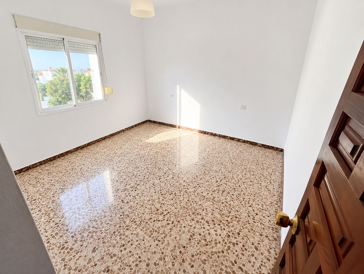 Vier-slaapkamerhuis in Alhaurín el Grande in Alhaurín el Grande - foto 2