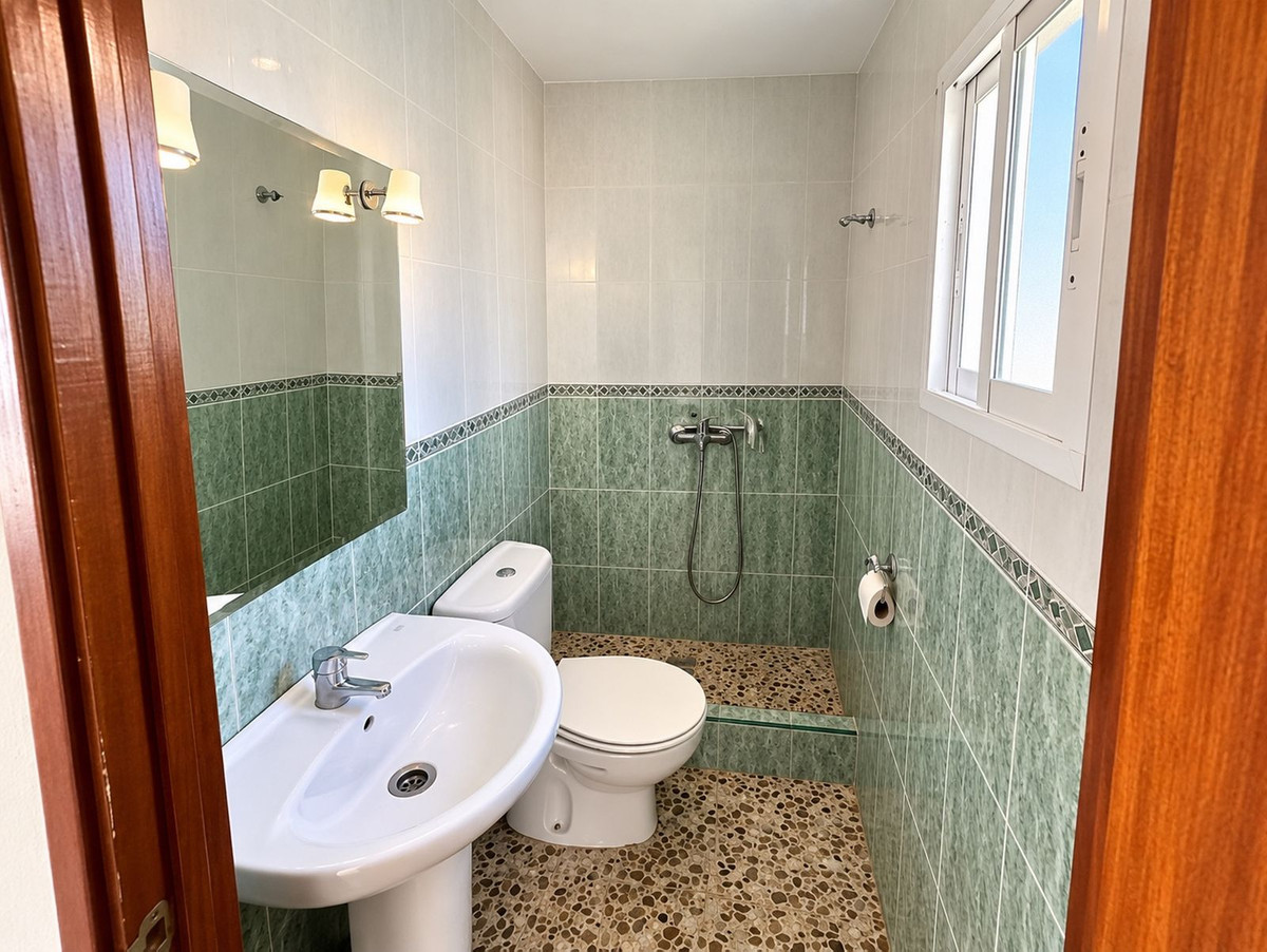 Vier-slaapkamerhuis in Alhaurín el Grande in Alhaurín el Grande - foto 11