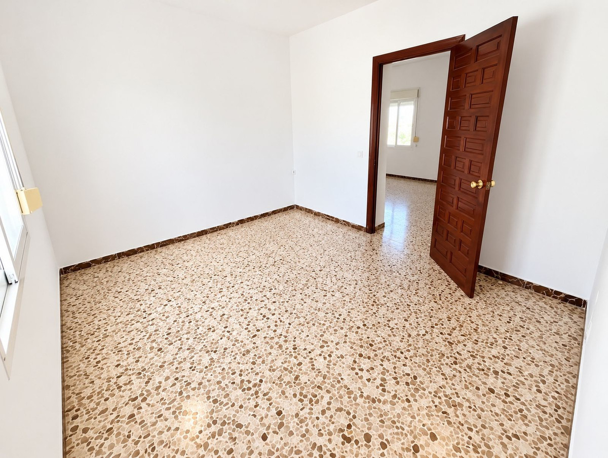 Vier-slaapkamerhuis in Alhaurín el Grande in Alhaurín el Grande - foto 3