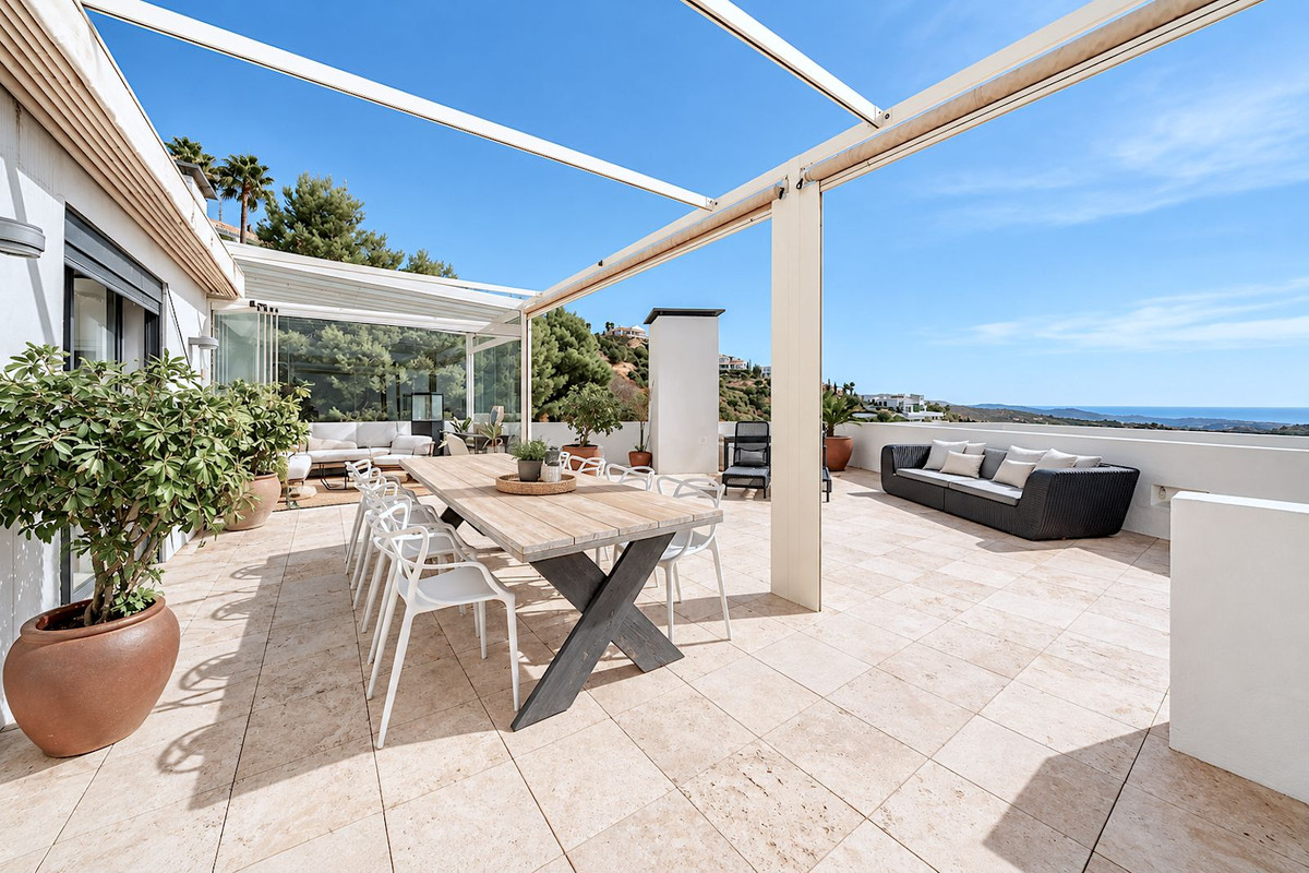 4 bedroom Apartment in Altos De Los Monteros in Altos de los Monteros - foto 12