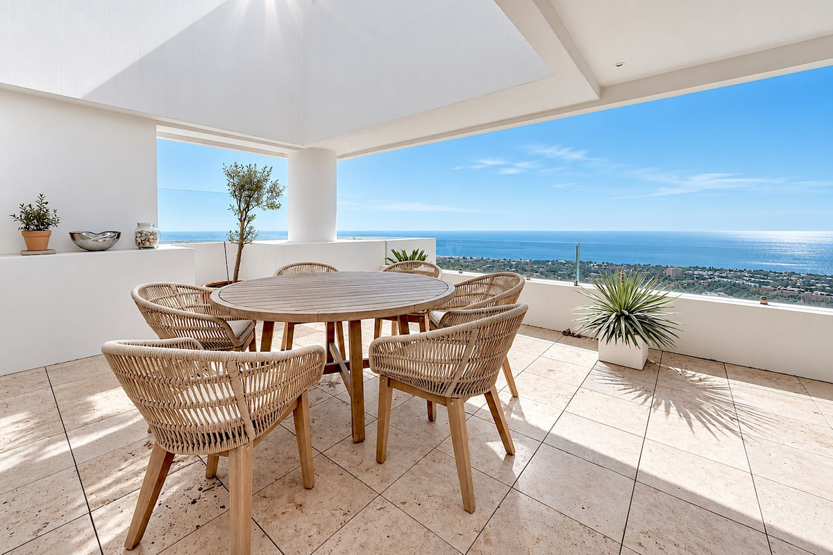 4 bedroom Apartment in Altos De Los Monteros in Altos de los Monteros - foto 15
