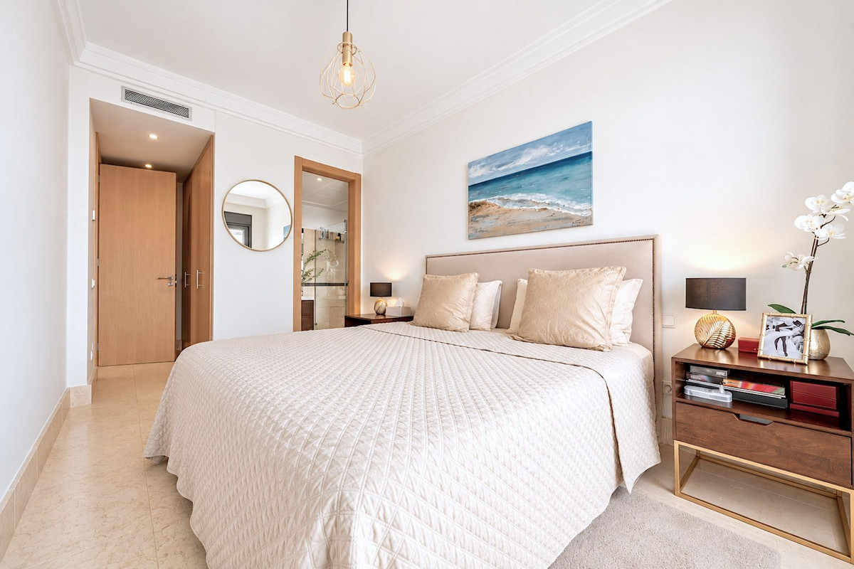 4 bedroom Apartment in Altos De Los Monteros in Altos de los Monteros - foto 7