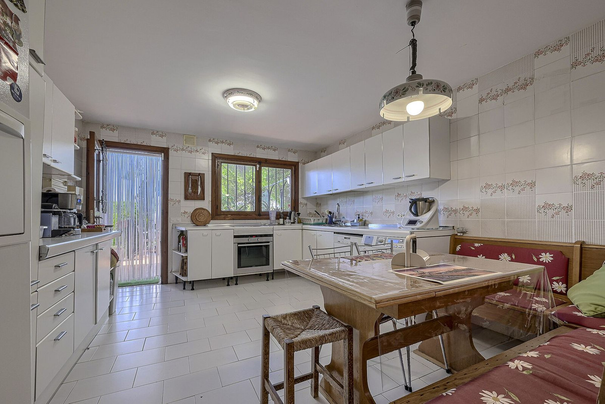 6 bedroom House in Elviria in Elviria - foto 6