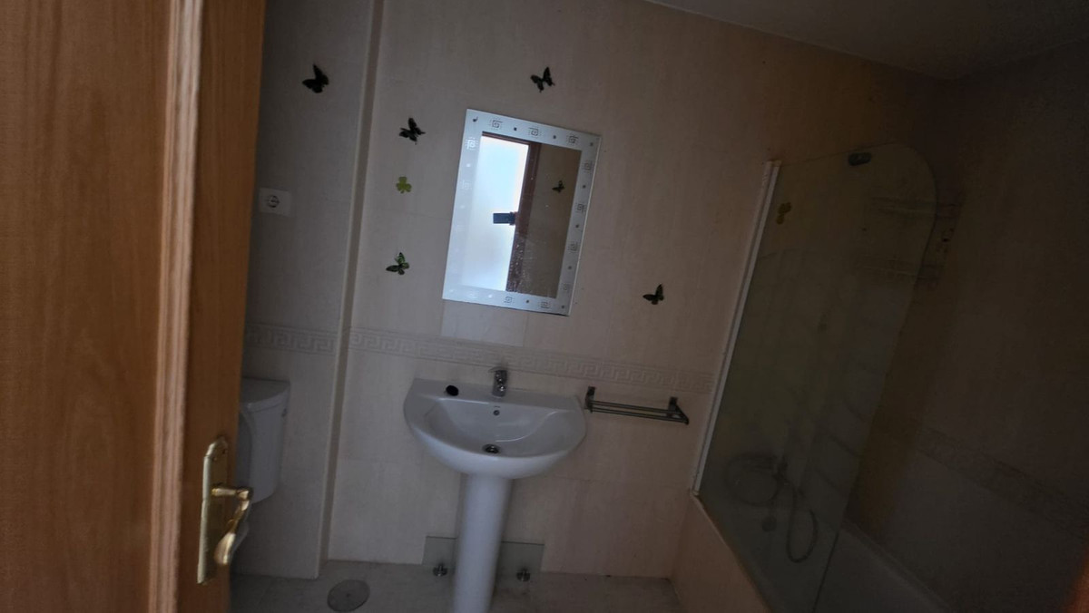 Appartement met 2 slaapkamers in Benalmádena in Benalmadena - foto 14