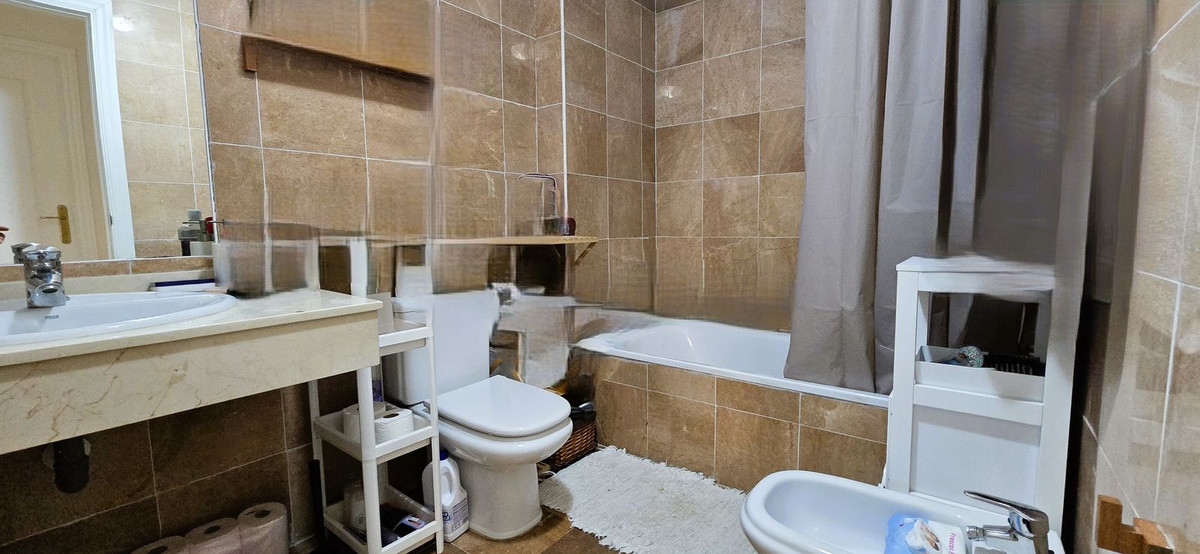 2-slaapkamer appartement in Elviria, Málaga in Elviria - foto 7