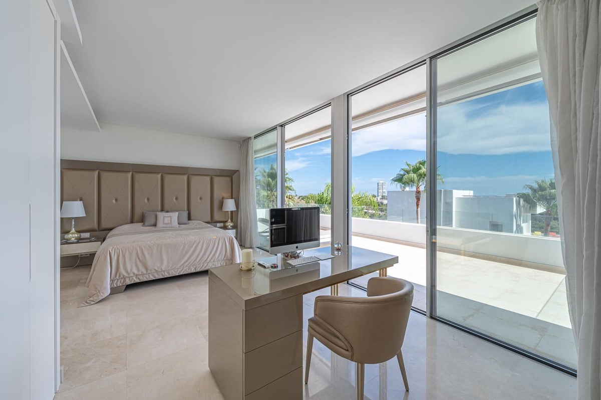 5 bedroom House in Marbella in Marbella - foto 19