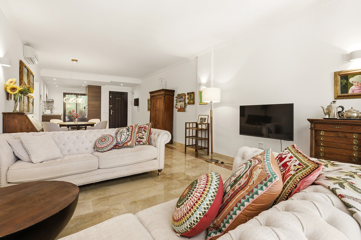 2 bedroom Apartment in Estepona in Estepona - foto 19