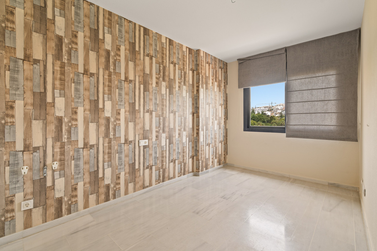Drie-slaapkamerappartement in Estepona in Estepona - foto 11