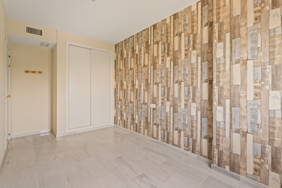 Drie-slaapkamerappartement in Estepona in Estepona - foto 12