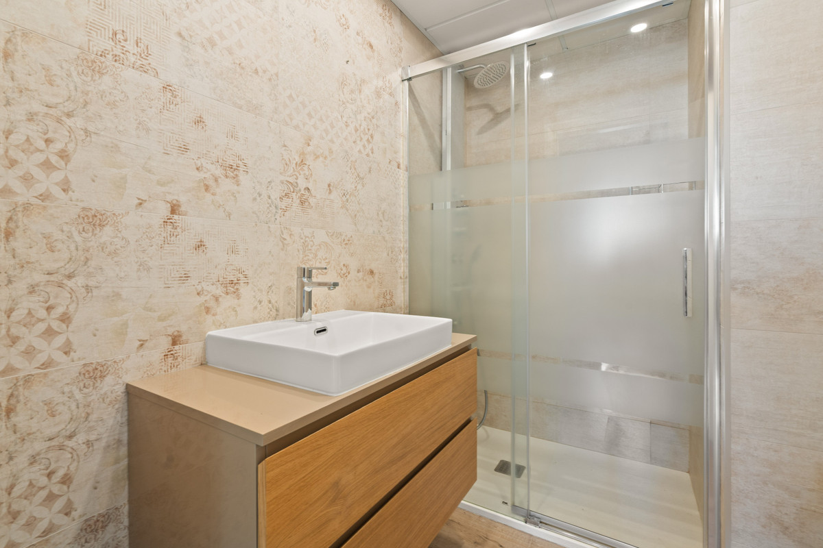 Drie-slaapkamerappartement in Estepona in Estepona - foto 18
