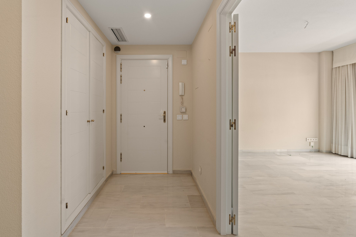 Drie-slaapkamerappartement in Estepona in Estepona - foto 7