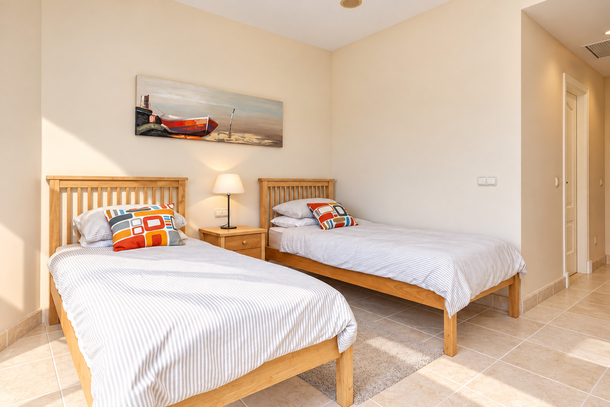 Penthouse met drie slaapkamers in Estepona in Estepona - foto 16