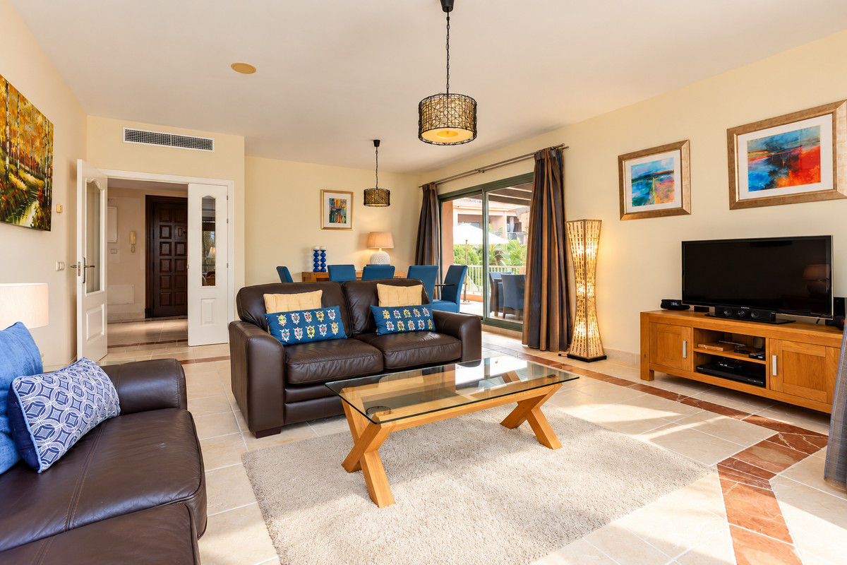 Penthouse met drie slaapkamers in Estepona in Estepona - foto 3