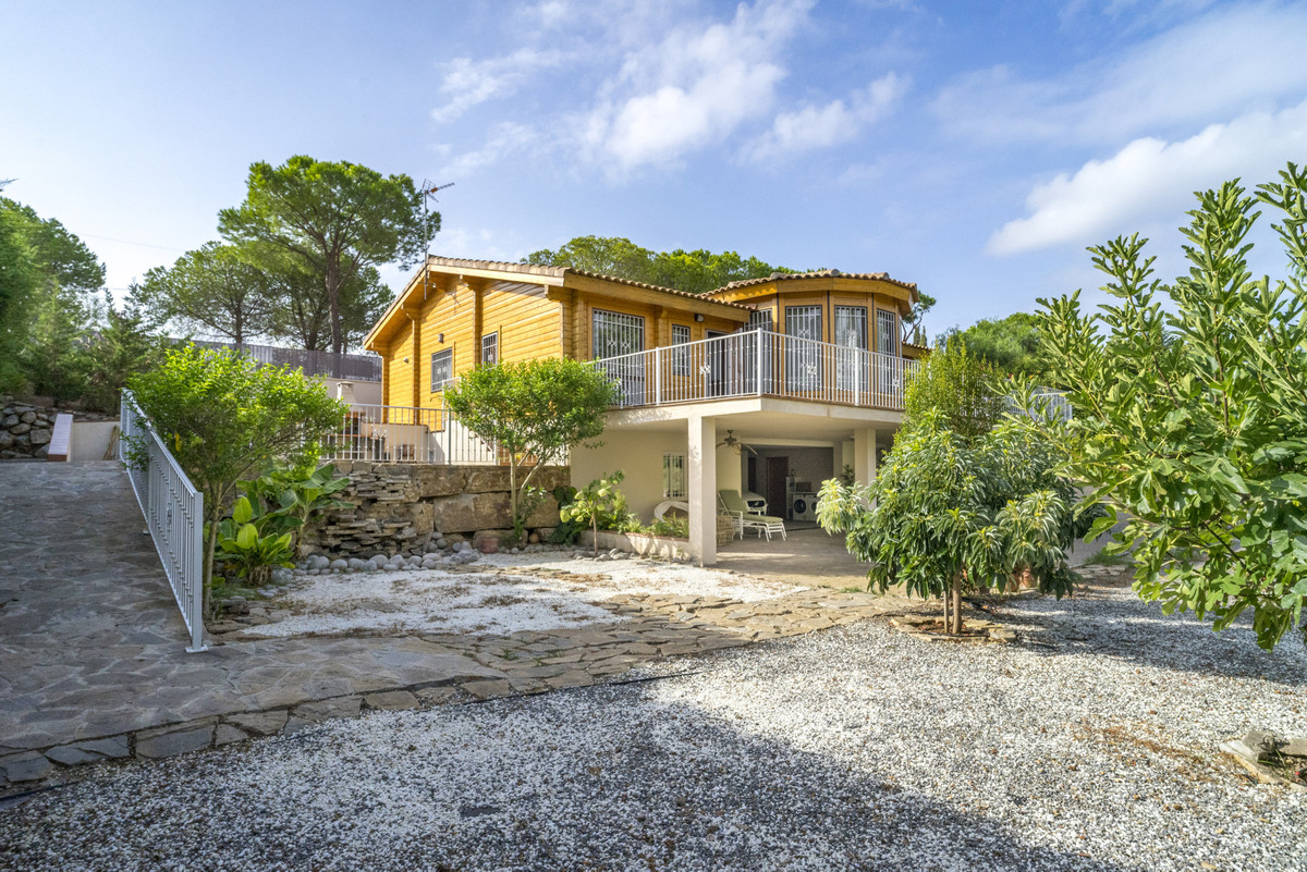 4 bedroom House in Elviria in Elviria - foto 3
