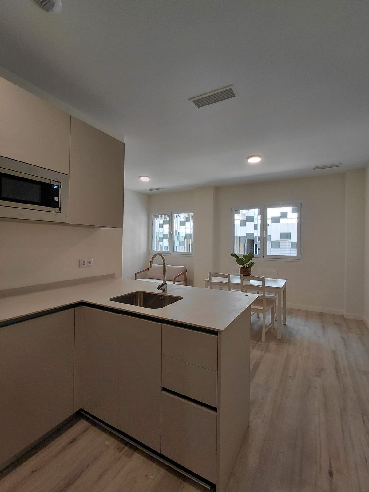 Nieuwbouwappartement met 2 slaapkamers in Málaga in Málaga - foto 5