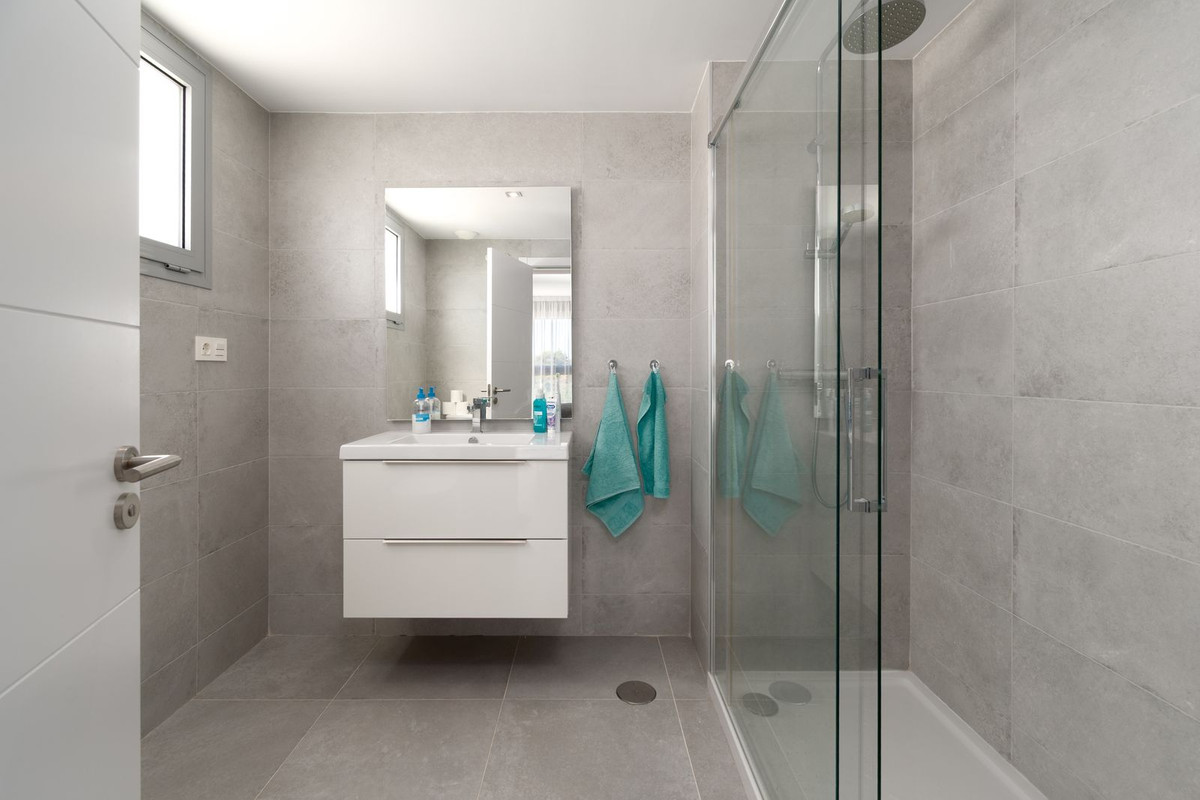 3-slaapkamer appartement in Mijas Costa – Luxe hoekwoning met panoramisch zeezicht in Mijas Costa - foto 16