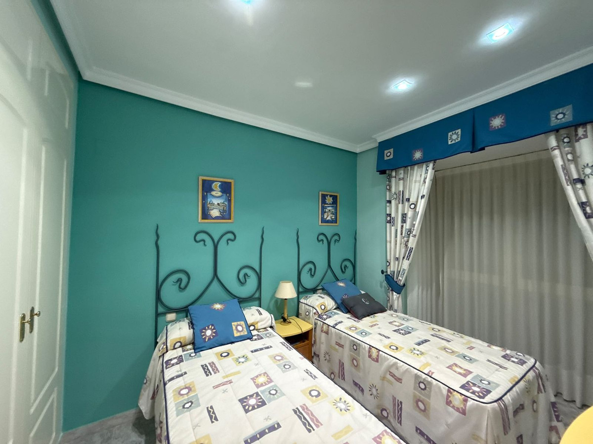 4 bedroom House in Bahía De Marbella in Bahía de Marbella - foto 13